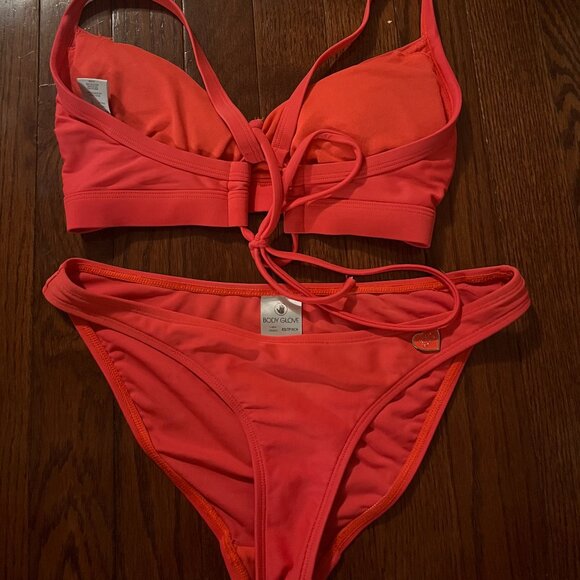 2 piece bikini set from body glove - Picture 3 of 6